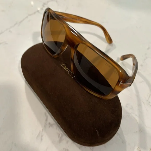 Tom Ford sunglasses Duke honey brown